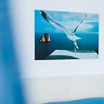 With A Sea View شقة