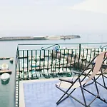 With A Sea View * كابري