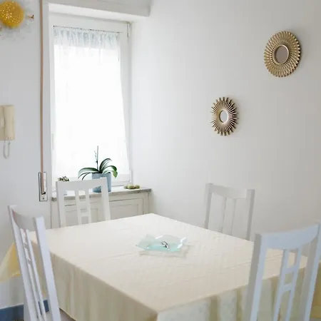 Apartment With A Sea View Capri