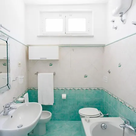 Apartman With A Sea View *